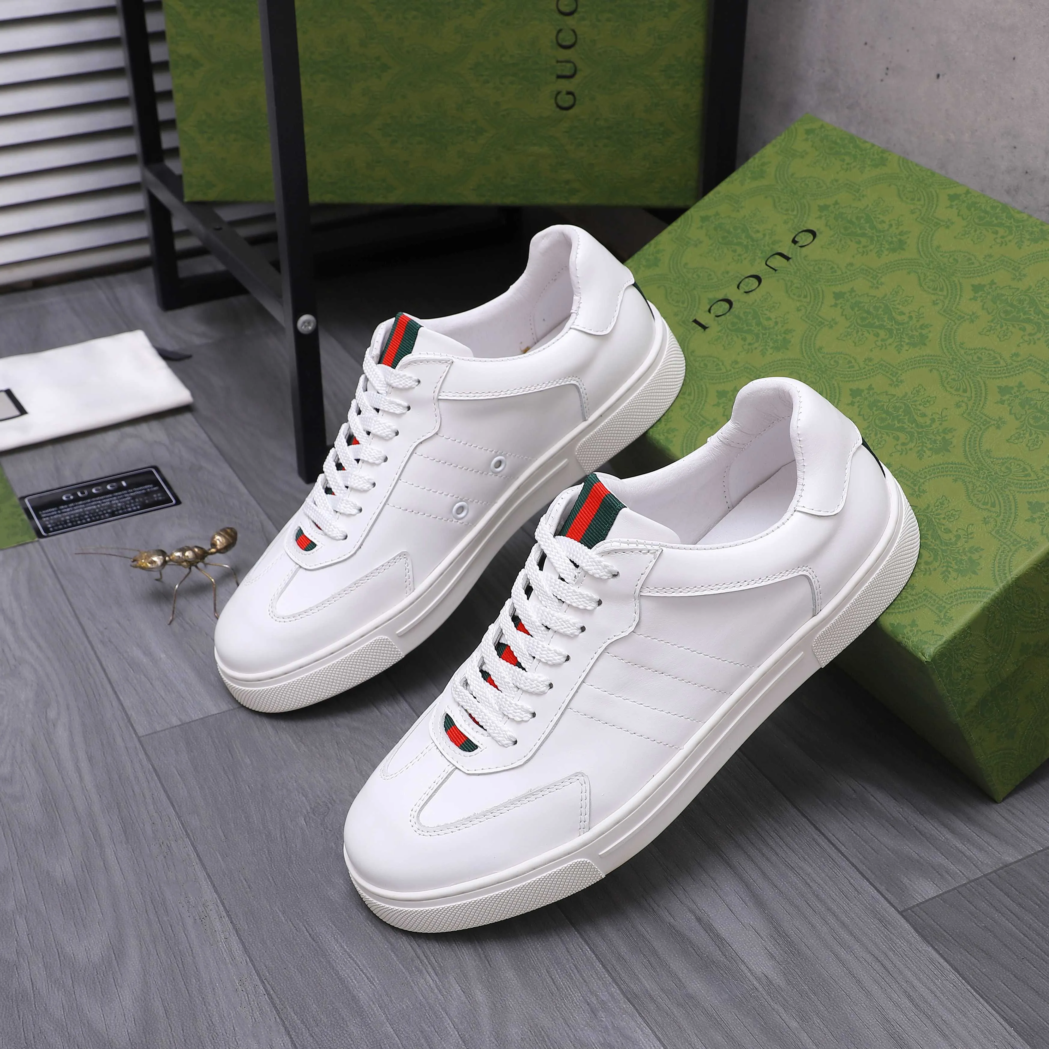 Men's shoes 💰p400 Product trademark: GUCCI "Gucci" casual lace-up men's shoes Regular size: 38-45 (45 is custom-made and non-returnable) Product materials: Selected high-quality cowhide upper, pigskin lining, original rubber outsole